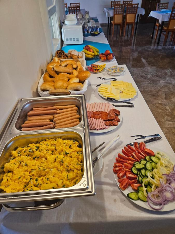 Toroes Panzio Acomodação com café da manhã Szabolcs Exterior foto